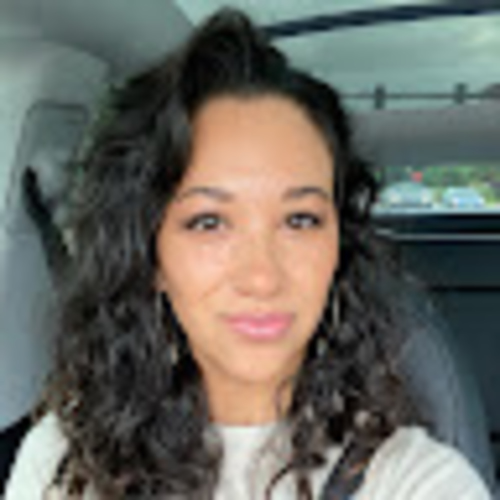 Meet your Posher, Nisa